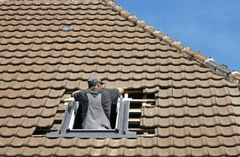 Pose de velux - Langrolay-sur-Rance